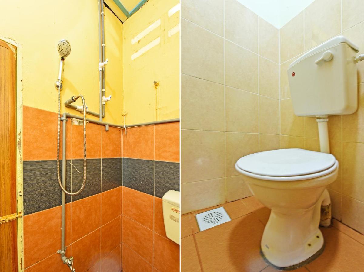 Oyo 90315 Chalet Pantai Rantau Panjang Куала Ромпин Екстериор снимка